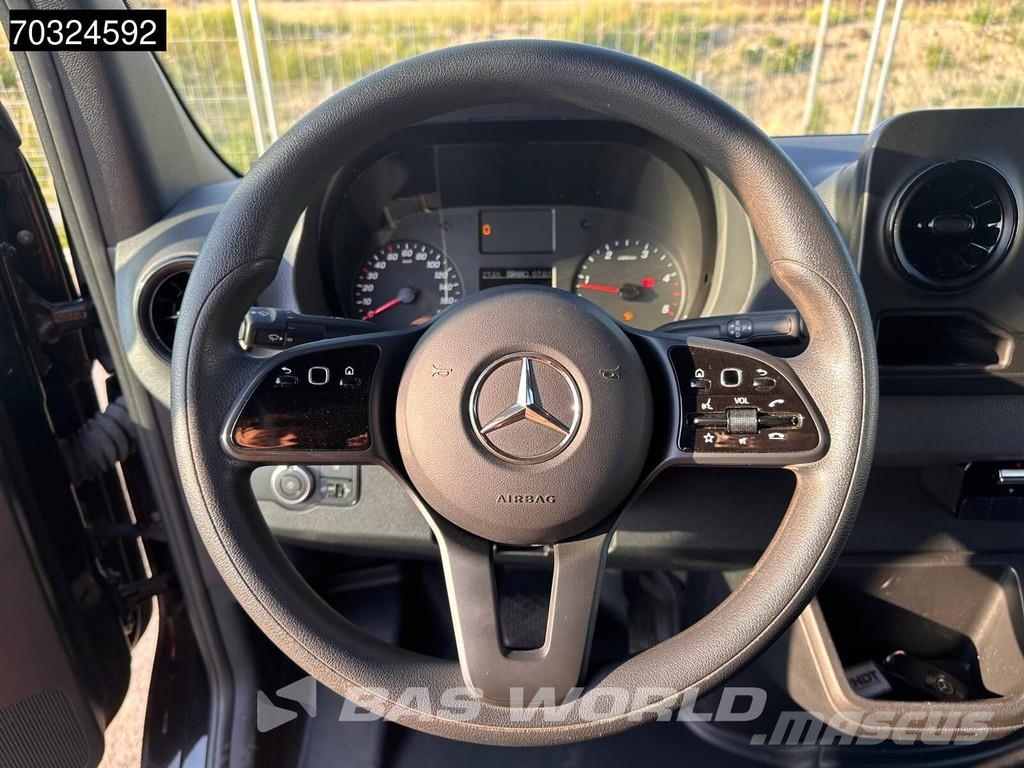 Mercedes-Benz Sprinter 317 CDI Automatik 170PS L3H2 Klima Camera شاحنة مقفلة