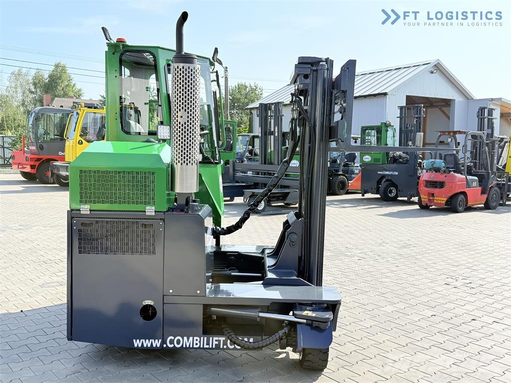 Combilift C2500 / LPG / TRIPLEX 4900 mm / Free Lift / Only 2 Nelitietrukit