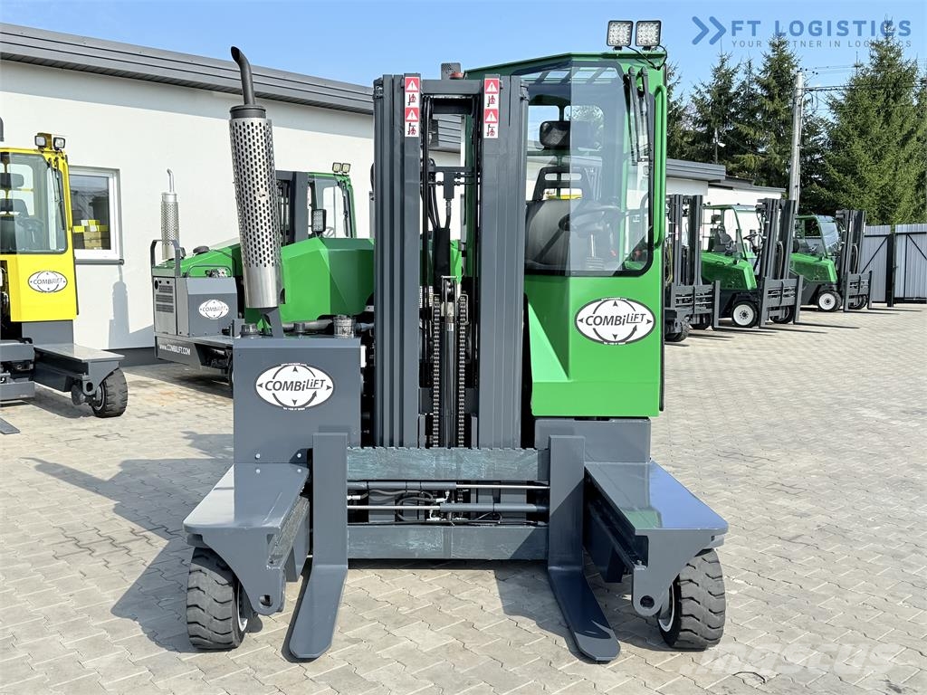 Combilift C2500 / LPG / TRIPLEX 4900 mm / Free Lift / Only 2 Nelitietrukit