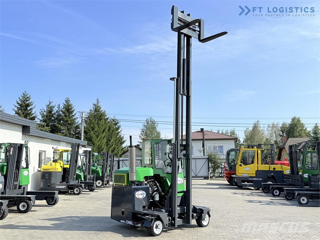 Combilift C2500 / LPG / TRIPLEX 4900 mm / Free Lift / Only 2 Повдигач с движение в 4 посоки
