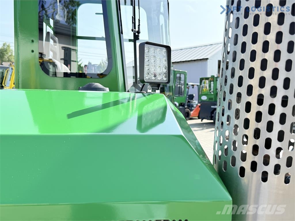 Combilift C2500 / LPG / TRIPLEX 4900 mm / Free Lift / Only 2 Nelitietrukit