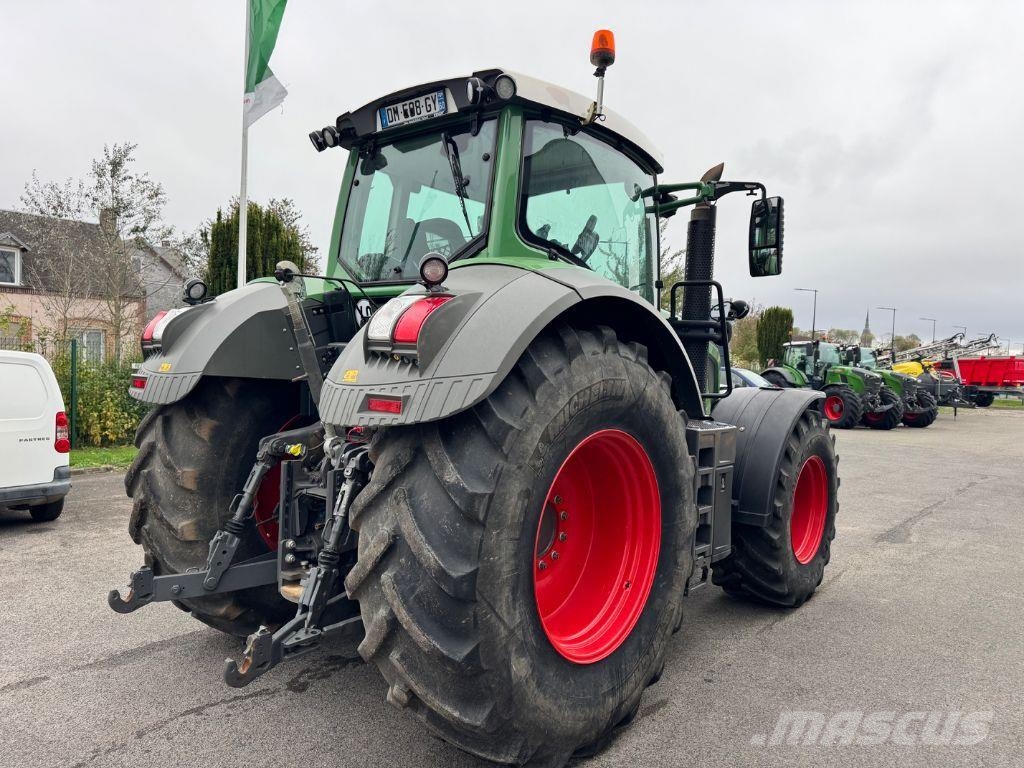 Fendt 826 scr Profi + Traktorer