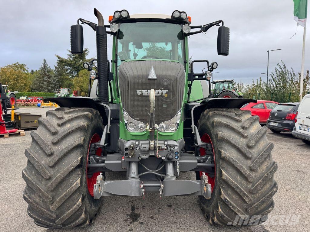 Fendt 826 scr Profi + Tractors