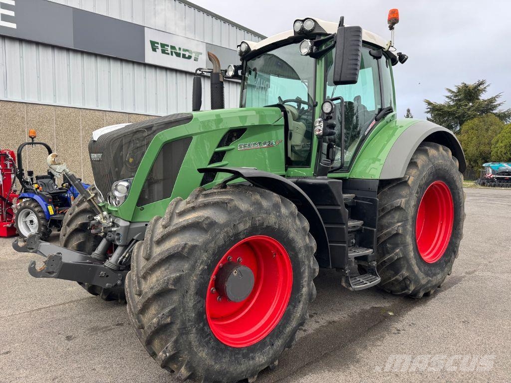 Fendt 826 scr Profi + Trattori