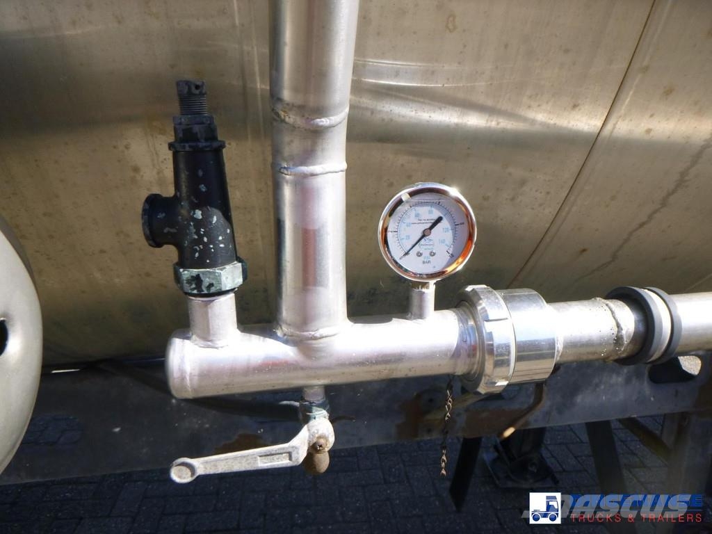 Magyar Chemical tank inox L4BH 32.5 m3 / 1 comp Tanktrailer