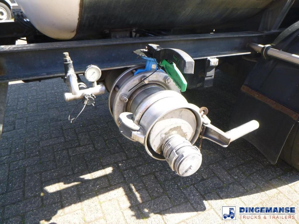 Magyar Chemical tank inox L4BH 32.5 m3 / 1 comp Tanktrailer