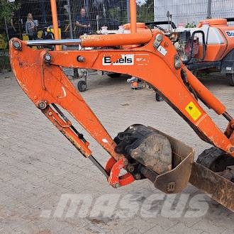 Kubota U 10-3 ミニ油圧ショベル 7t以下（ミニユンボ・ミニディガー）