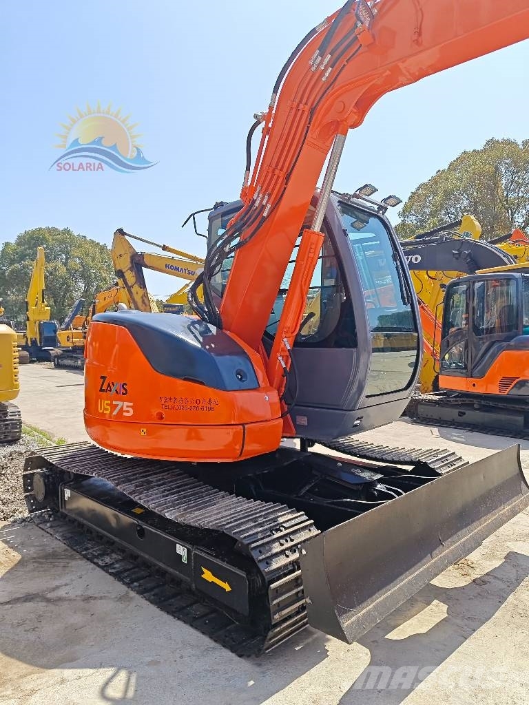 chiii Hitachi ZX 75, 2020, China - Used mini excavators 7t - 12t