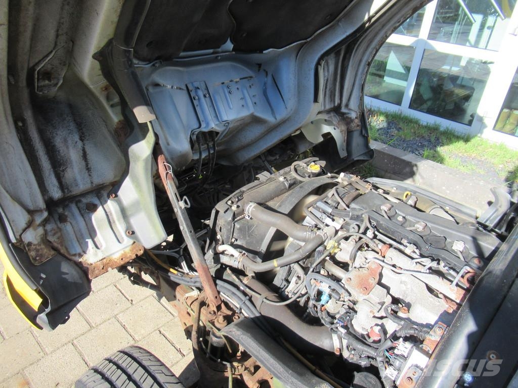 Toyota Dyna 100 3.0 D-4D 100KW Comfort PICKUP Furgonetas caja abierta