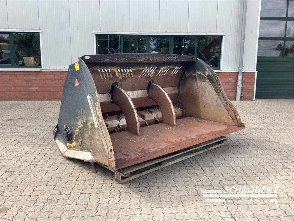 RS - RÜBENSCHNITZLER ALLIGATOR 2400 Lauksaimniecība- Citi