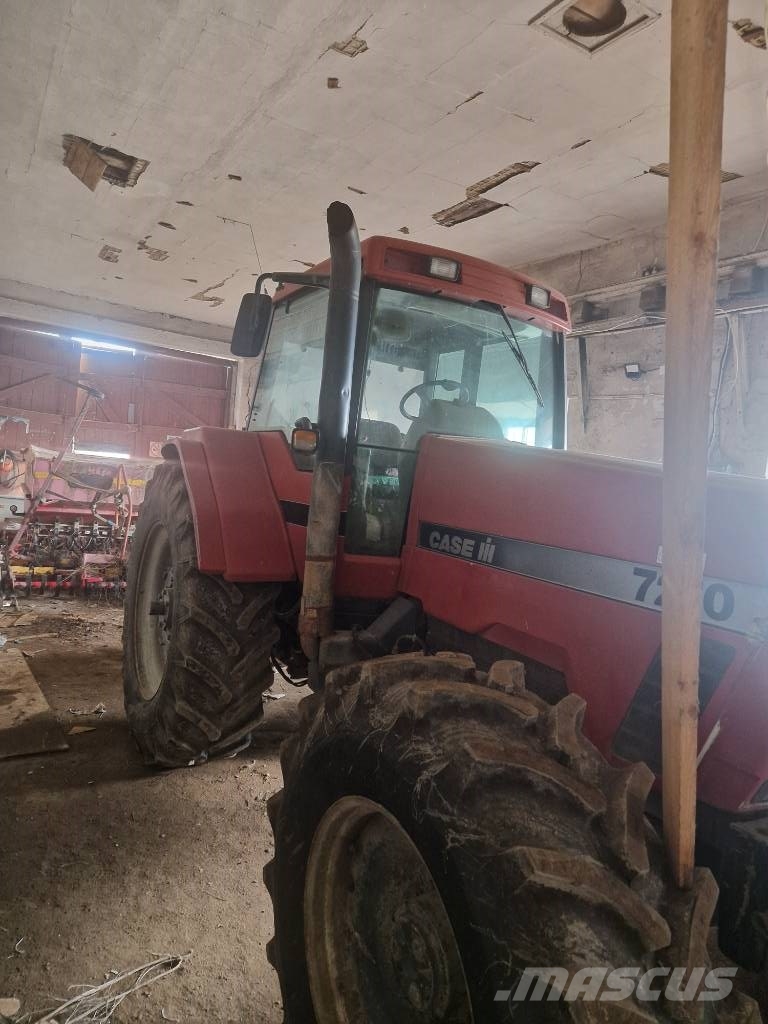 Case IH Magnum 7210 Traktory