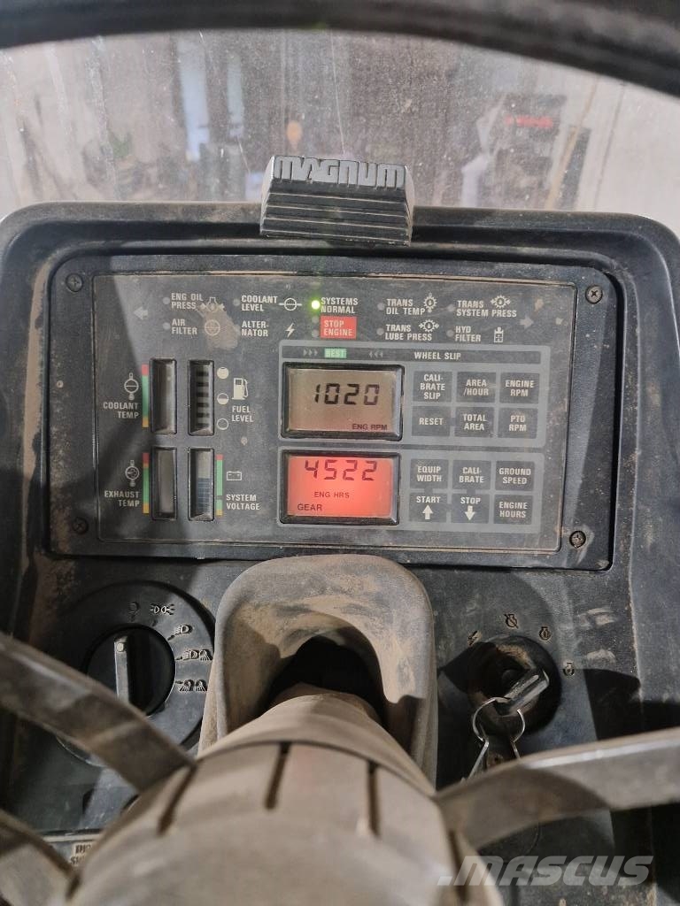 Case IH Magnum 7210 Traktory