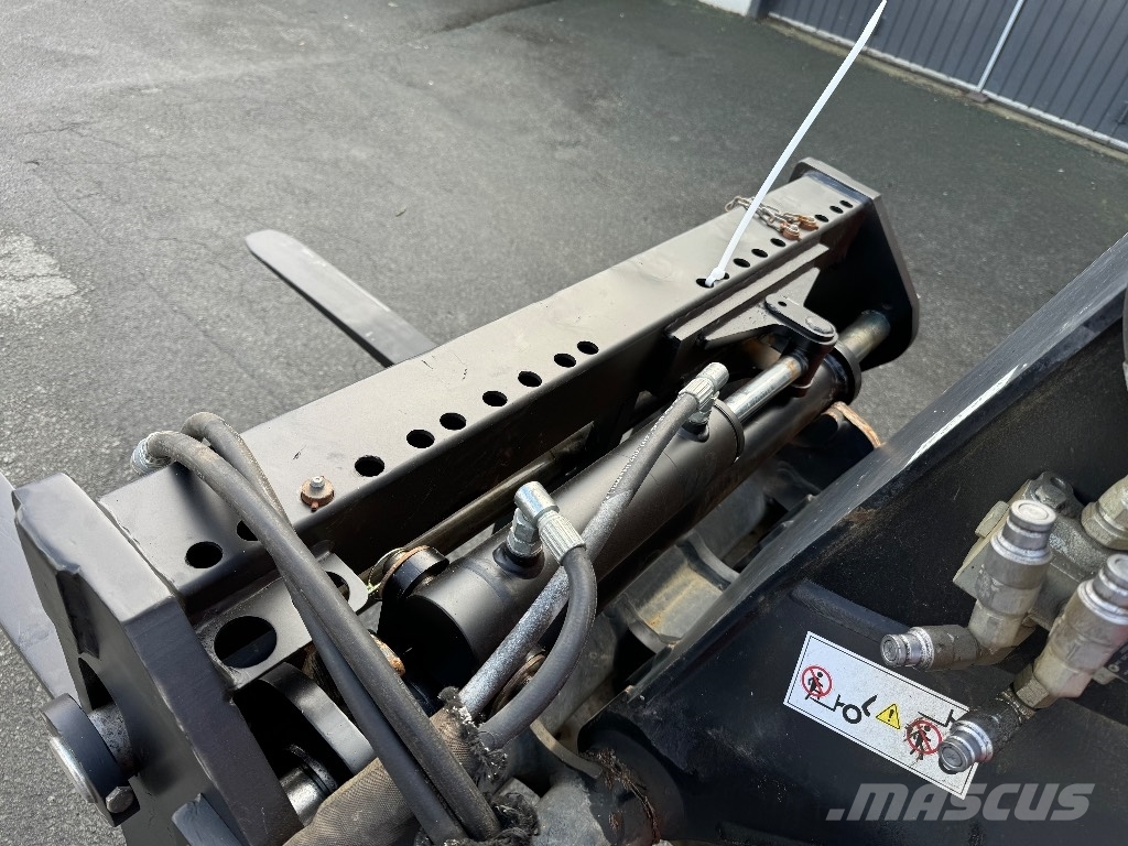 Manitou pallgafflar h. Sideshift, teleskoplastare Telescopic handlers