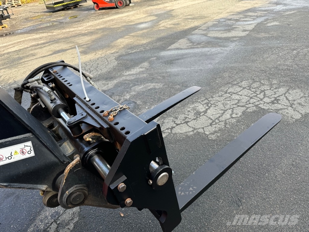 Manitou pallgafflar h. Sideshift, teleskoplastare Telescopic handlers