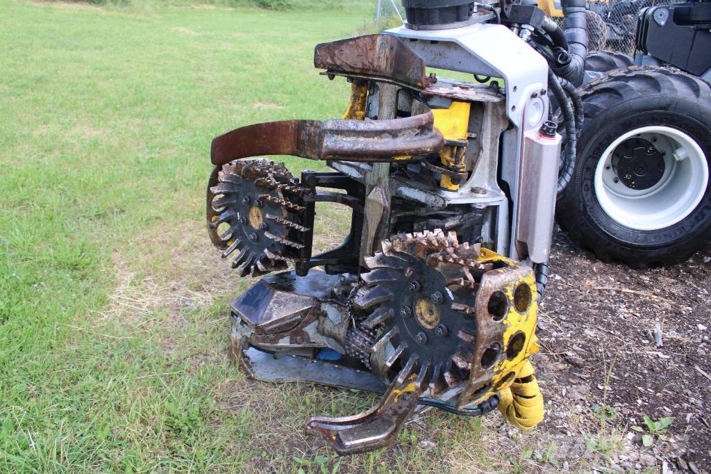 Sampo-Rosenlew HR 56 Harvesters