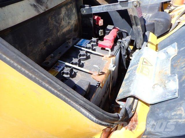 PC PC120‑8 حفارات زحافة