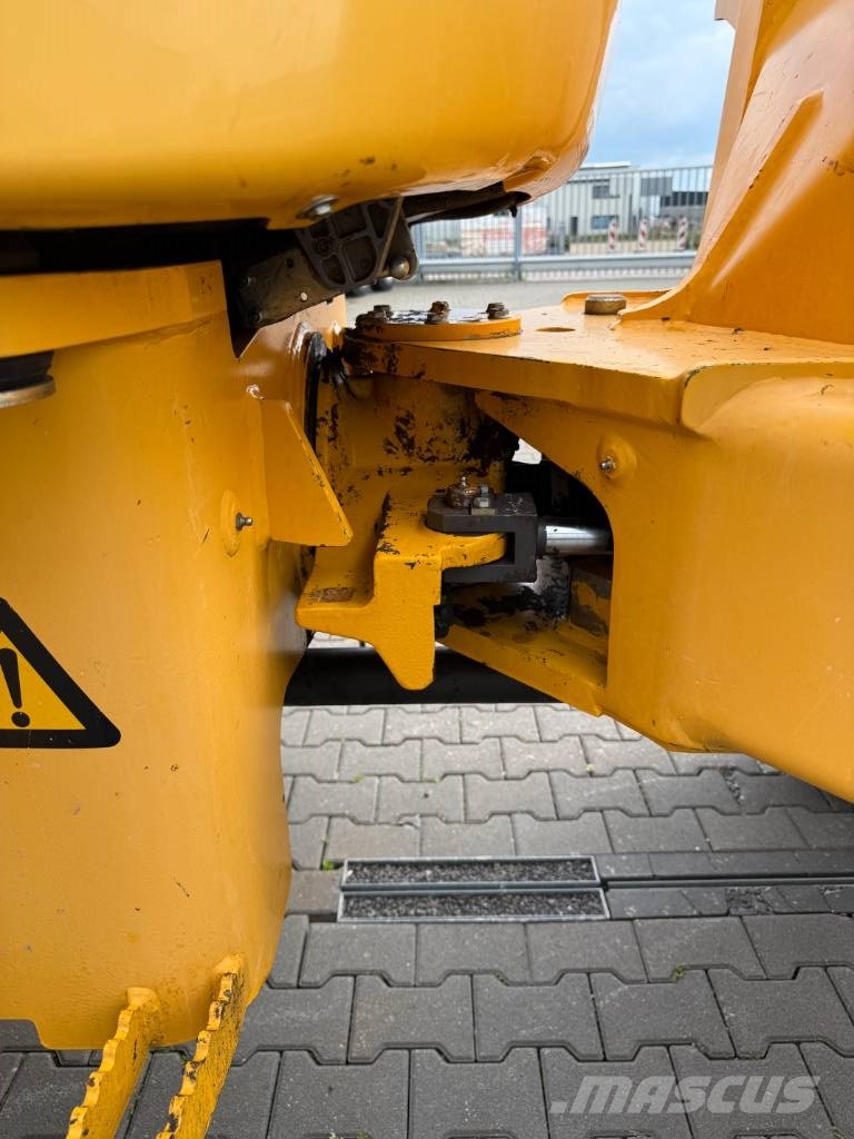 Volvo L 30 B 輪胎式裝載機
