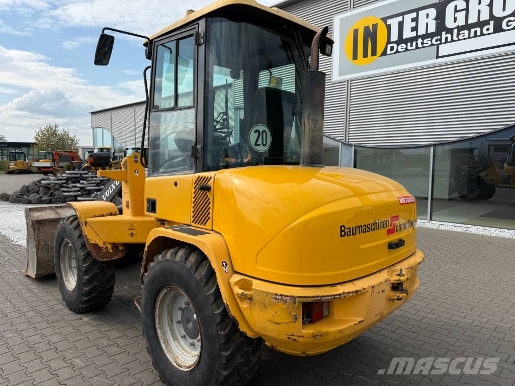 Volvo L 30 B 輪胎式裝載機