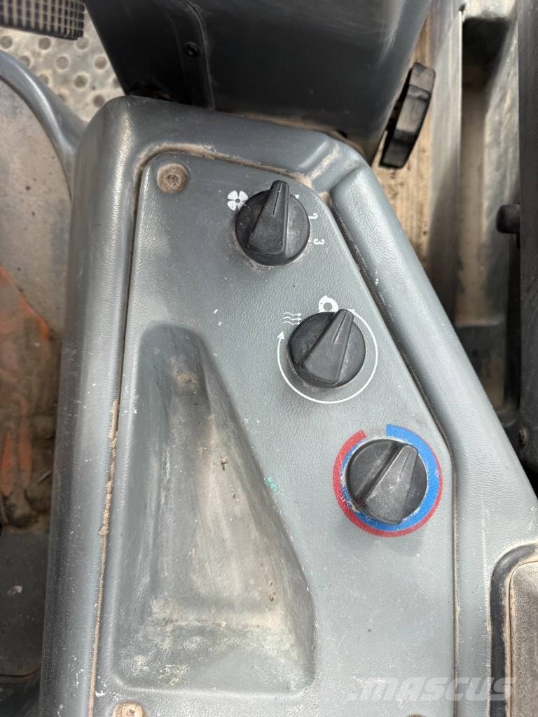 Volvo L 30 B 輪胎式裝載機