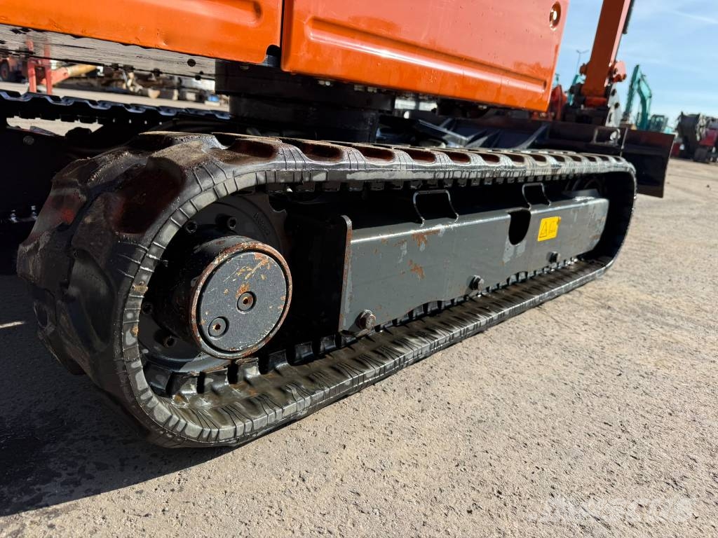 Hitachi ZX 19-6 CR //BJ. 2022/ 324H/SW/Hammerleitung Minibagger < 7t