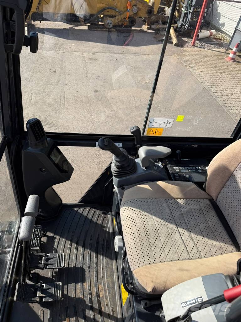 Hitachi ZX 19-6 CR //BJ. 2022/ 324H/SW/Hammerleitung Minibagger < 7t