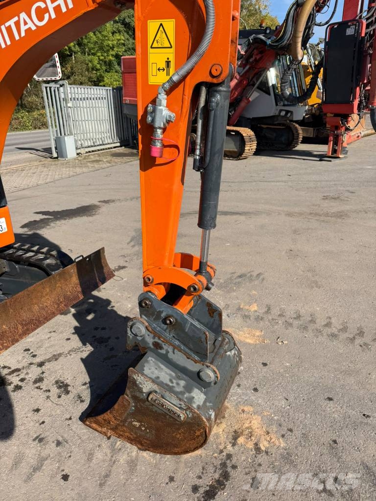Hitachi ZX 19-6 CR //BJ. 2022/ 324H/SW/Hammerleitung Minibagger < 7t