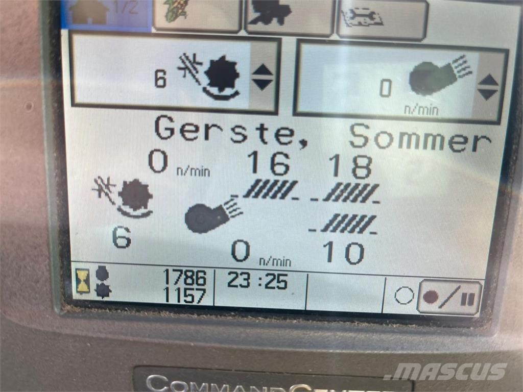 John Deere W540 Mietitrebbiatrici
