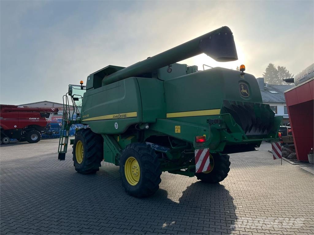 John Deere W540 Mietitrebbiatrici