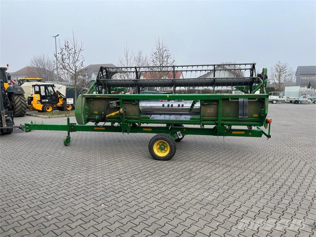 John Deere W540 Mietitrebbiatrici
