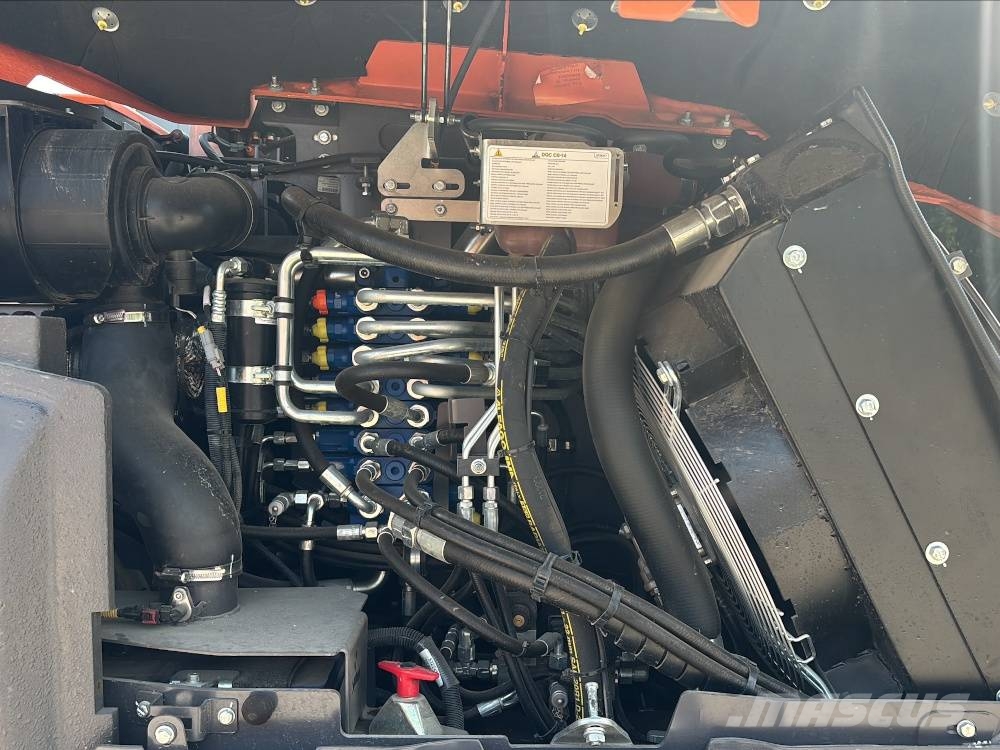 Hitachi ZX 95 W-7 Bageri na kotačima