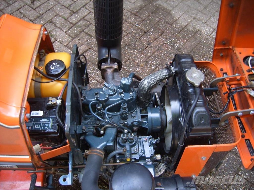 Kubota Bulltra ZB - 10D Traktorok