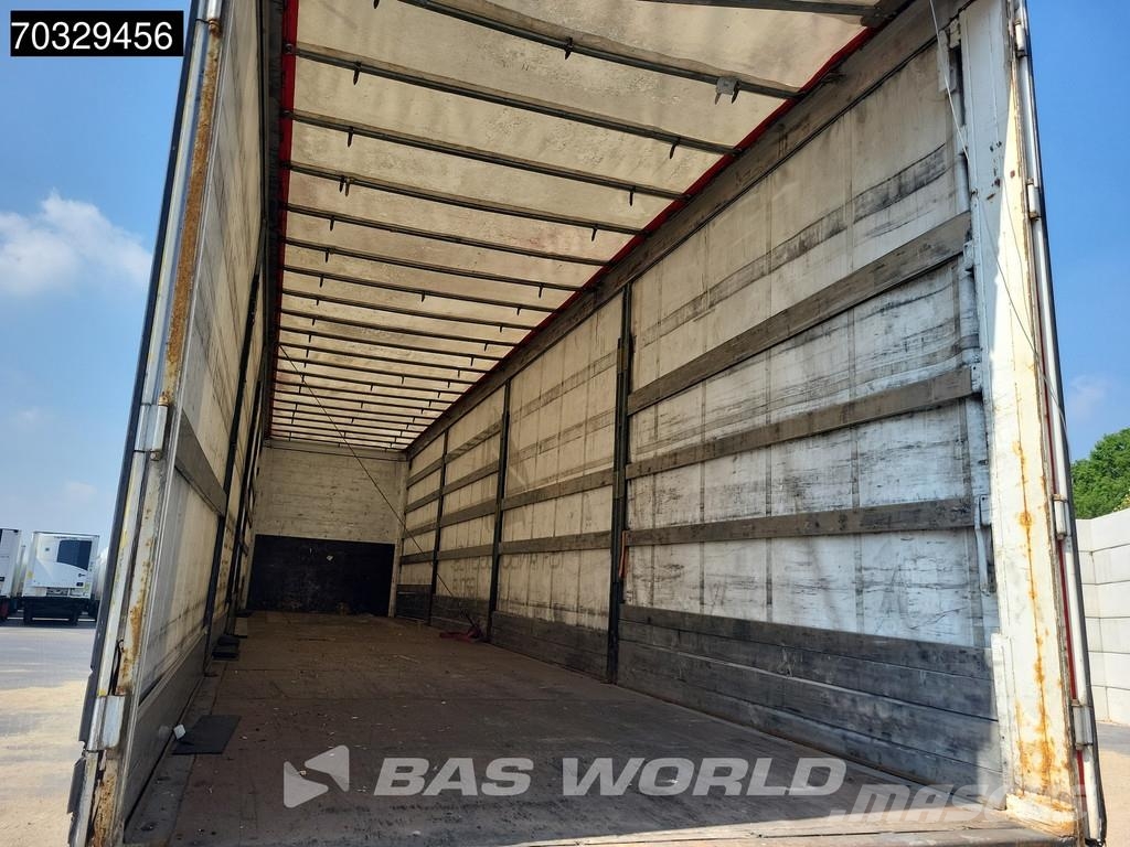 Schmitz Cargobull S3 3 axles SAF Sliding Roof Tents puspiekabes