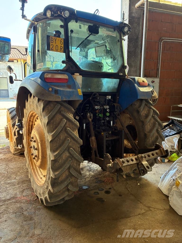 New Holland T5 100 Traktory