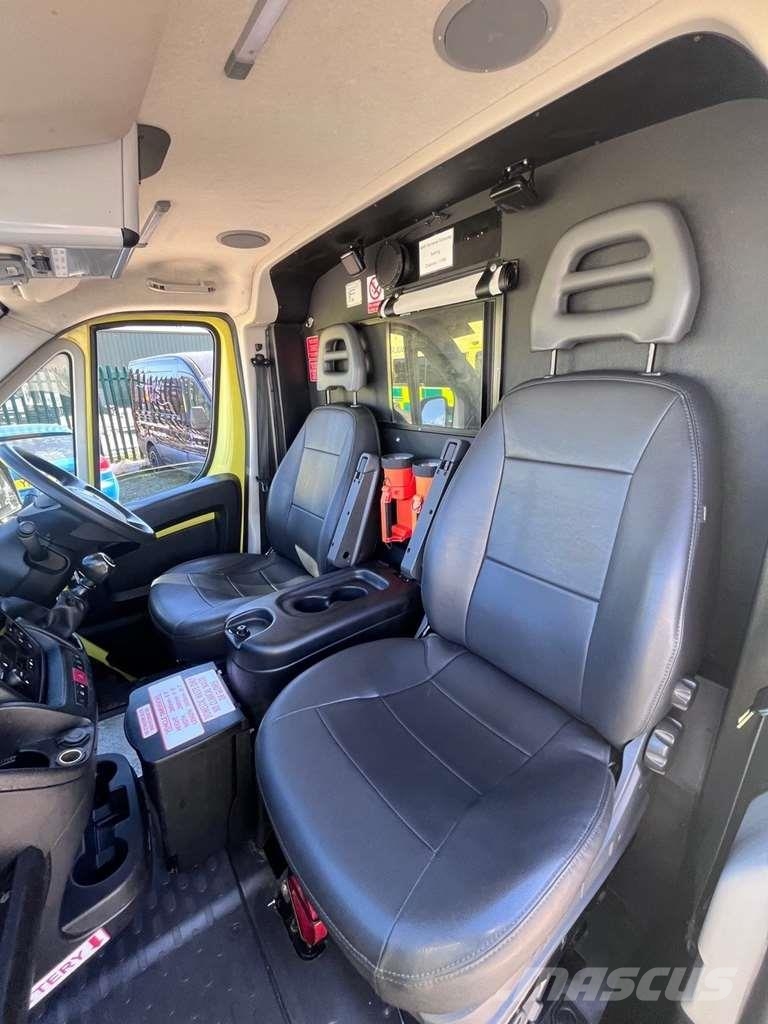 Fiat Ducato A&E Fiat Ducato A&E Ambulance with Stryker 구급차
