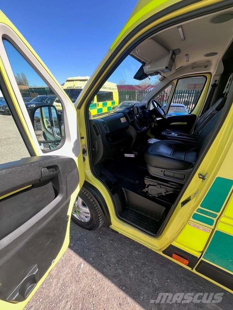 Fiat Ducato A&E Fiat Ducato A&E Ambulance with Stryker 구급차
