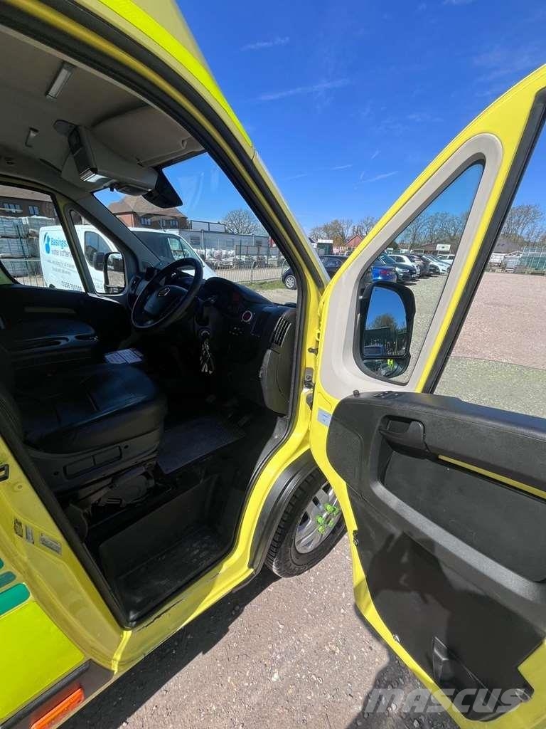 Fiat Ducato A&E Fiat Ducato A&E Ambulance with Stryker 구급차