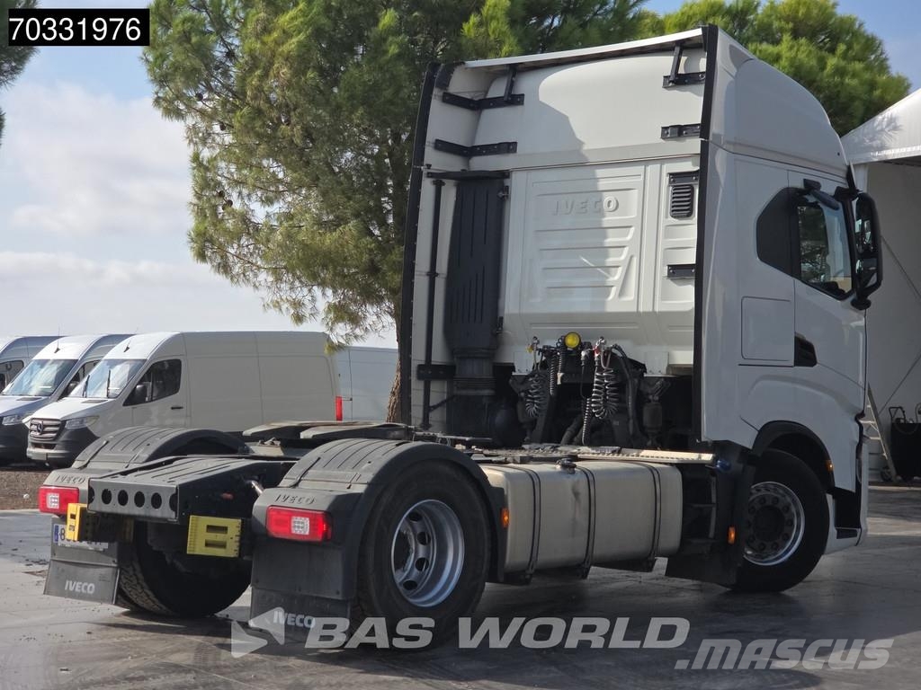 Iveco S-Way 510 4X2 Retarder 2x Tanks ADR Standklima ACC Cabezas tractoras