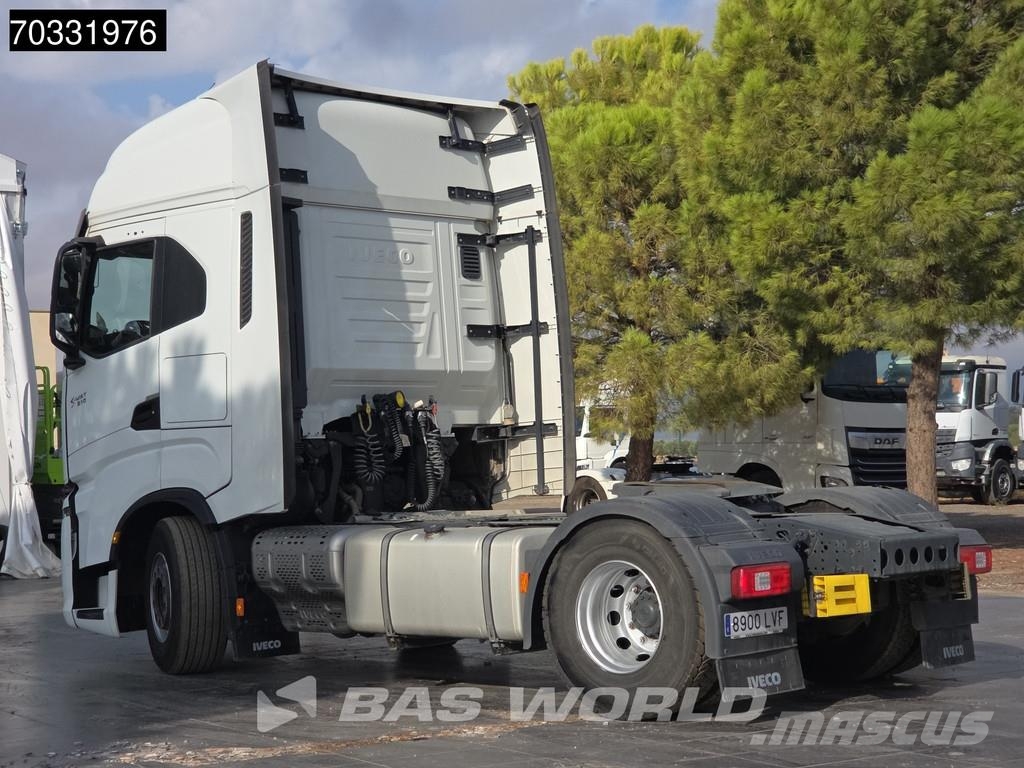 Iveco S-Way 510 4X2 Retarder 2x Tanks ADR Standklima ACC Cabezas tractoras
