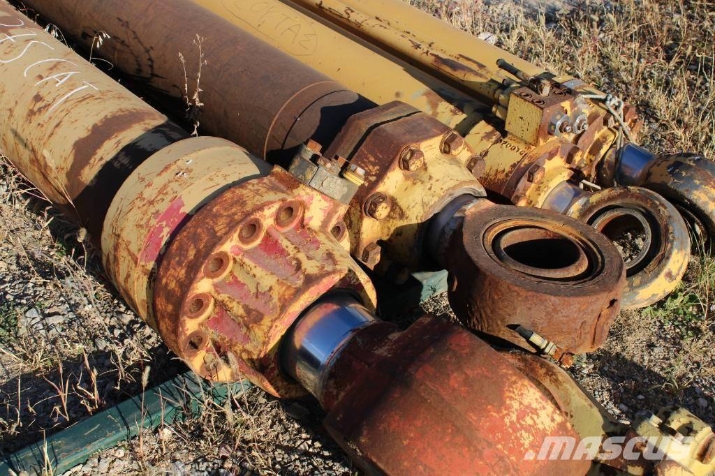 CAT 375 B Hydraulic Cylinder (Μπουκάλα) Hydraulique