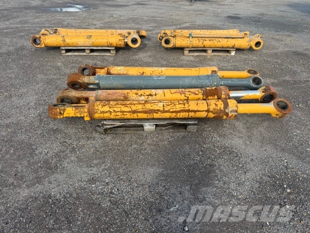 Liebherr R 954 USED HYDRAULIC CYLINDER COMPLET Гидравлическая система