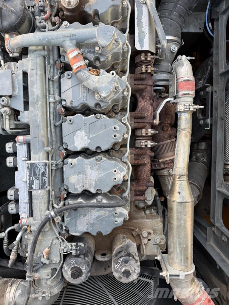 Liebherr R946 Raupenbagger