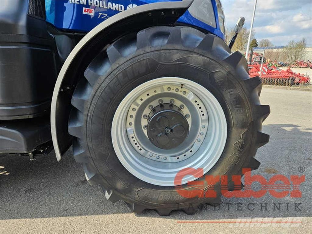 New Holland T7.315 Auto Command Tractors