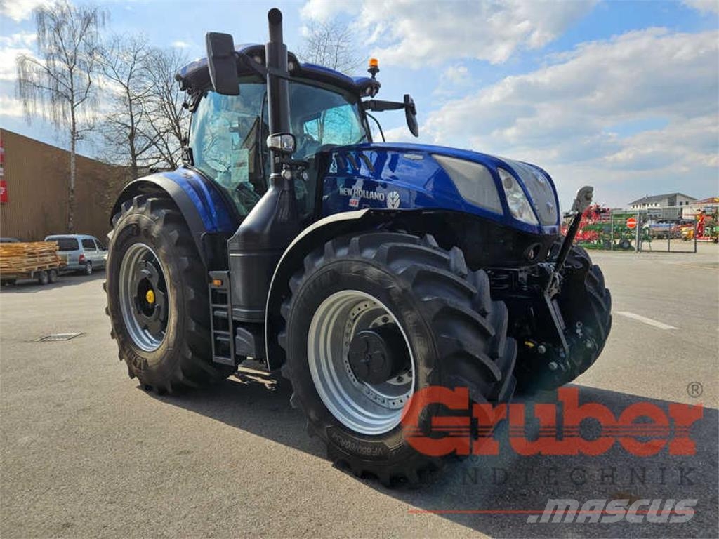 New Holland T7.315 Auto Command Tractors