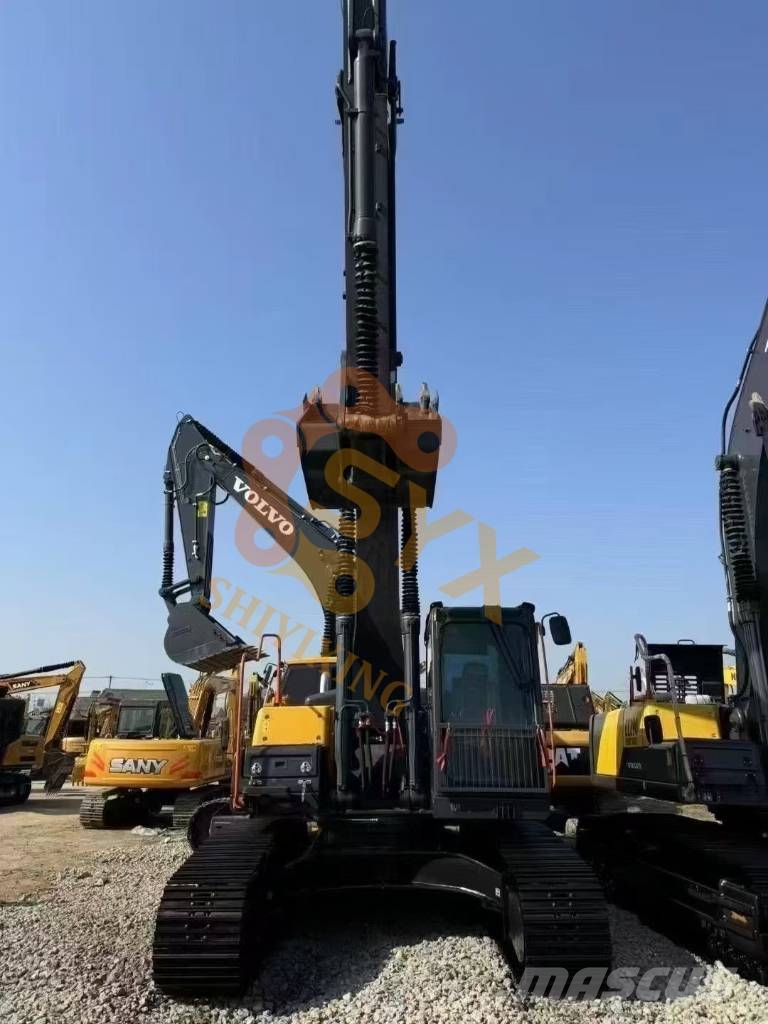 Volvo EC 240 D حفارات زحافة