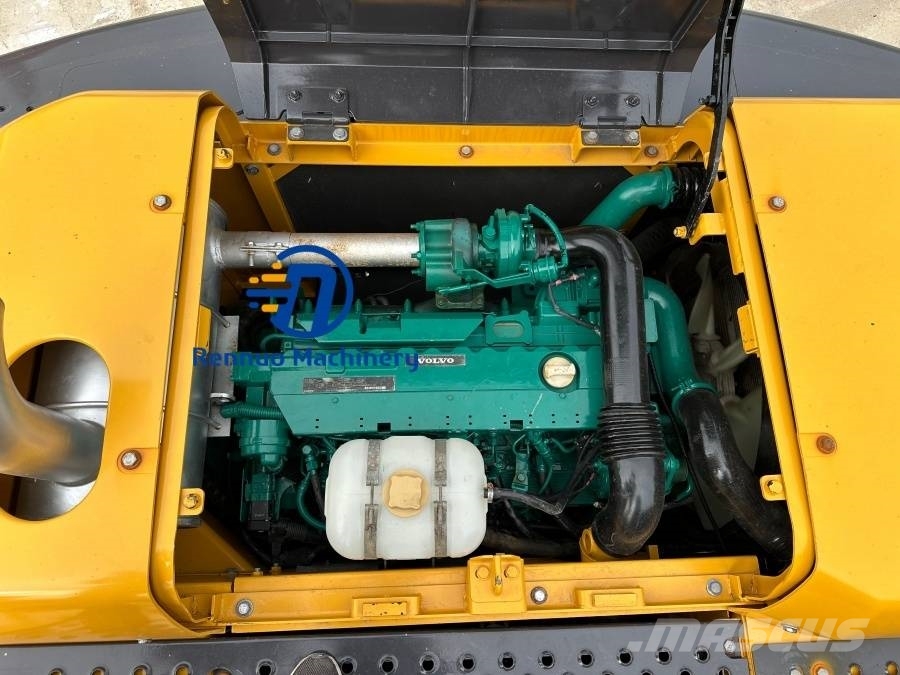 Volvo EC 220 D Верижен екскаватор