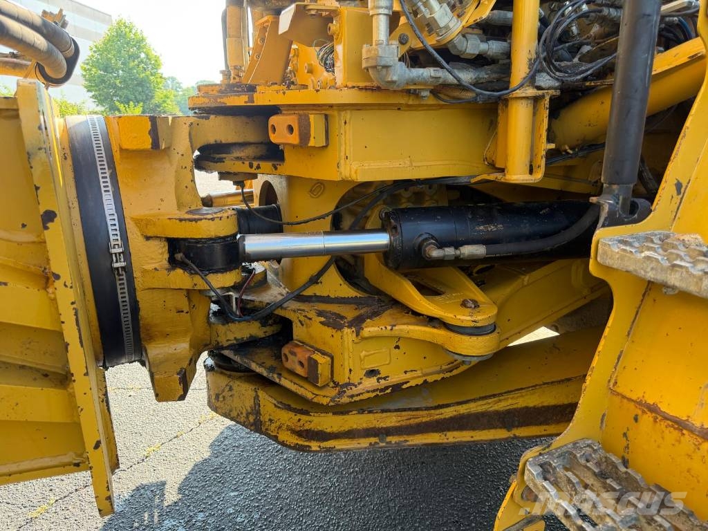 CAT 745 - LOCATED IN GREENVILLE, SC - USA Csuklósdömperek