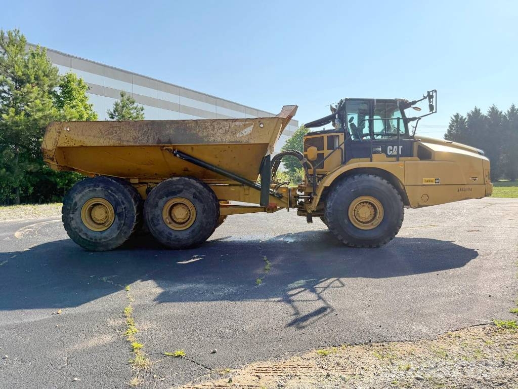 CAT 745 - LOCATED IN GREENVILLE, SC - USA Csuklósdömperek