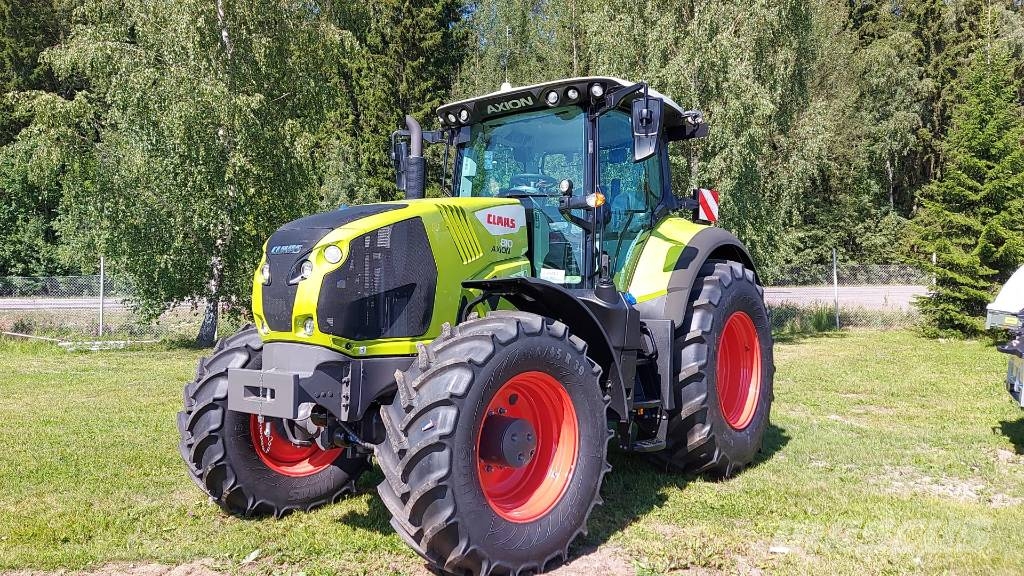 Claas Axion 810