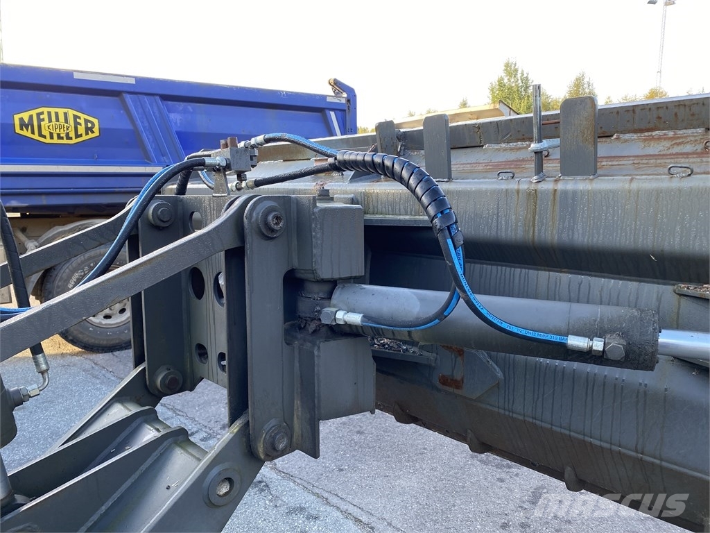Volvo G 946 Greiderid