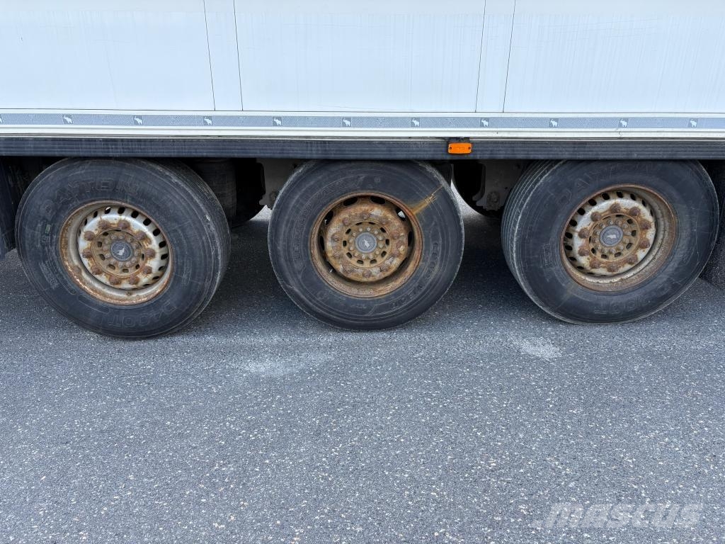 Schmitz Cargobull Trailer Reefer Flower Width & Dual Temp & Double S Koel-vries opleggers